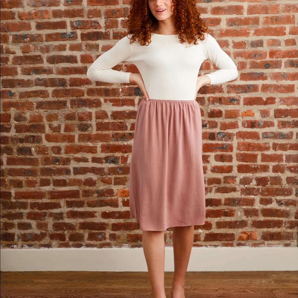 NWT MimuMaxi Slip On Skirt